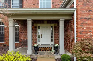 15838 Barons Way Dr, Chesterfield, MO 63017 - Photo 3