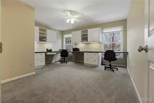 15838 Barons Way Dr, Chesterfield, MO 63017 - Photo 33