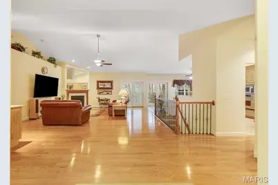 409 Fort Saratoga, Saint Charles, MO 63303 - Photo 11