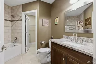 331 Woodlawn Terrace Ct, Ballwin, MO 63021 - Photo 37