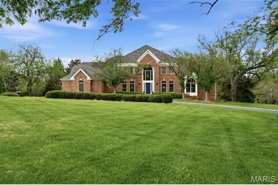 32 Huntleigh Downs Road, Frontenac, MO 63131 - Photo 1