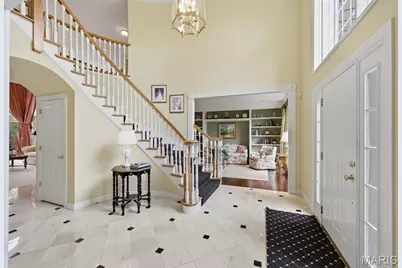 32 Huntleigh Downs Road, Frontenac, MO 63131 - Photo 9