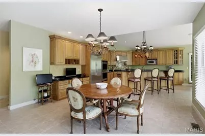 32 Huntleigh Downs Road, Frontenac, MO 63131 - Photo 19