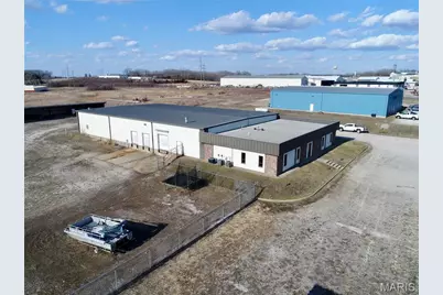 10825 N Service Road, Bourbon, MO 65441 - Photo 11