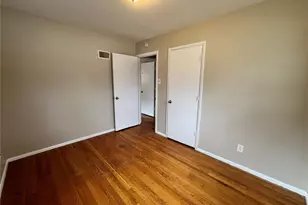 11909 Homestead Ave, Saint Louis, MO 63138 - Photo 7