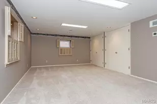 28 Woodcrest Dr, Ladue, MO 63124 - Photo 47