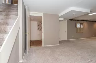 28 Woodcrest Dr, Ladue, MO 63124 - Photo 49