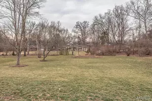 28 Woodcrest Dr, Ladue, MO 63124 - Photo 3