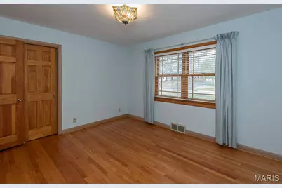 28 Woodcrest Drive, Ladue, MO 63124 - Photo 35