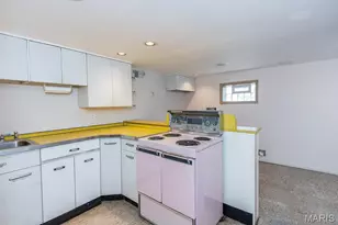 28 Woodcrest Dr, Ladue, MO 63124 - Photo 53