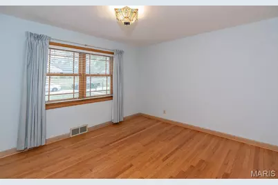 28 Woodcrest Drive, Ladue, MO 63124 - Photo 33