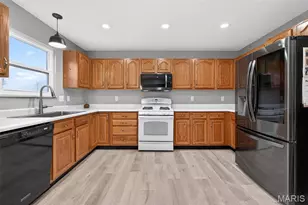 1464 Snowbird Ln, O'Fallon, MO 63366 - Photo 17