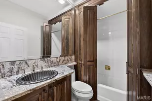 155 N Hanley Rd, University City, MO 63105 - Photo 47