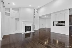 155 N Hanley Rd, University City, MO 63105 - Photo 17