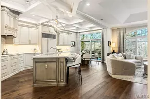 596 Upper Conway Cir, Chesterfield, MO 63017 - Photo 7