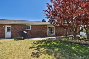 127 S Cardinal Ln, Saint Charles, MO 63301 - Photo 39