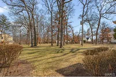 9044 W Swan Circle, Brentwood, MO 63144 - Photo 39