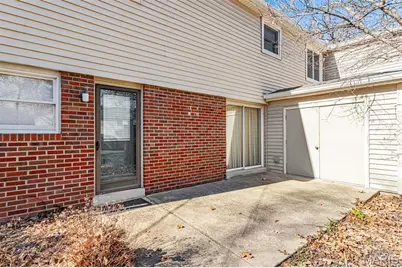 9044 W Swan Circle, Brentwood, MO 63144 - Photo 33