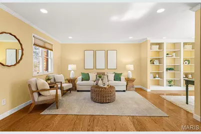 9044 W Swan Circle, Brentwood, MO 63144 - Photo 5