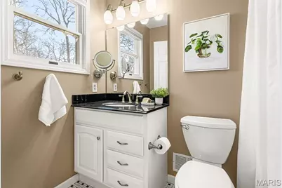 9044 W Swan Circle, Brentwood, MO 63144 - Photo 29