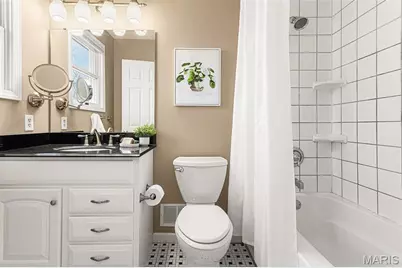 9044 W Swan Circle, Brentwood, MO 63144 - Photo 33