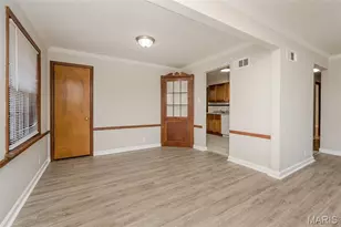 1232 Forest Home Dr, Bellefontaine Neighbors, MO 63137 - Photo 13