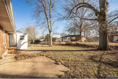 1232 Forest Home Drive, Bellefontaine Neighbors, MO 63137 - Photo 35