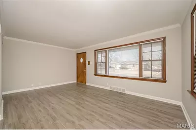 1232 Forest Home Drive, Bellefontaine Neighbors, MO 63137 - Photo 5