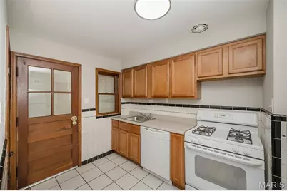 1232 Forest Home Drive, Bellefontaine Neighbors, MO 63137 - Photo 3