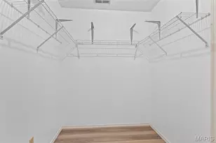 5162 Hollow Wood Ct, Saint Louis, MO 63128 - Photo 19