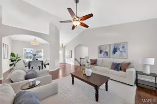 15 Canter Ct, Saint Peters, MO 63376 - Photo 7