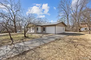 170 Saddleford Dr, Chesterfield, MO 63017 - Photo 37