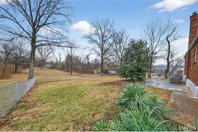 9316 Sappington Road, Saint Louis, MO 63126 - Photo 37
