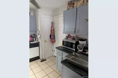 12045 Victorian Village Court, Unincorporated, MO 63138 - Photo 5