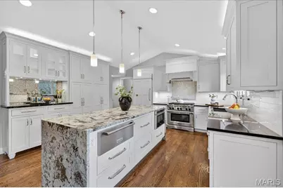 401 Steeplechase Lane, Frontenac, MO 63131 - Photo 9