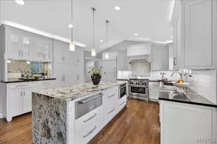 401 Steeplechase Ln, Frontenac, MO 63131 - Photo 9