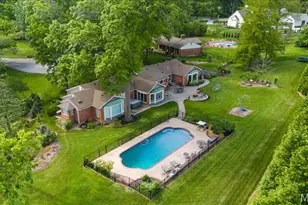 401 Steeplechase Ln, Frontenac, MO 63131 - Photo 39