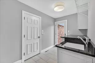 401 Steeplechase Ln, Frontenac, MO 63131 - Photo 19