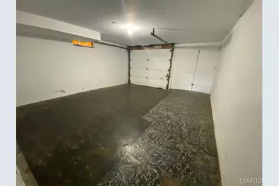 6927 Myron Avenue, Saint Louis, MO 63121 - Photo 15