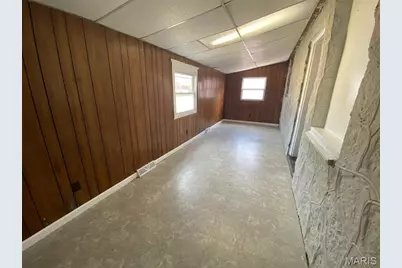 6927 Myron Avenue, Saint Louis, MO 63121 - Photo 13