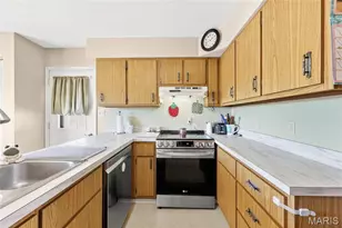 518 N 12th St, De Soto, MO 63020 - Photo 11