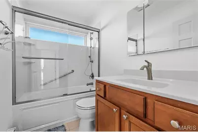 10622 Carroll Wood Way, Saint Louis, MO 63128 - Photo 17