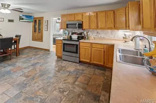 821 Old Cape Rd, Jackson, MO 63755 - Photo 15