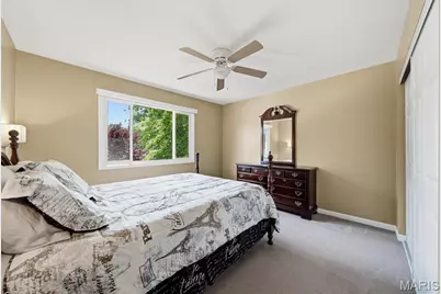 12067 Mereview Drive, Saint Louis, MO 63146 - Photo 17