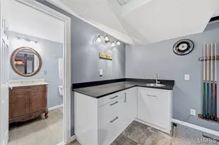 12067 Mereview Dr, Saint Louis, MO 63146 - Photo 25
