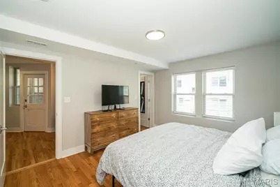 7537 Buckingham Drive, Clayton, MO 63105 - Photo 15