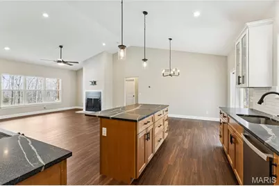 619 North Ethlyn Road, Winfield, MO 63389 - Photo 21