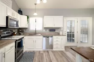 17 Concord Dr, Crystal City, MO 63019 - Photo 7