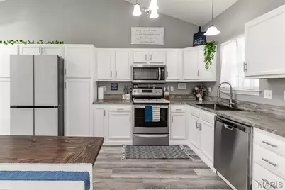 17 Concord Drive, Crystal City, MO 63019 - Photo 9