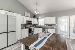 17 Concord Dr, Crystal City, MO 63019 - Photo 5